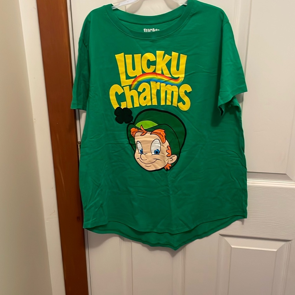 Worn 1x Lucky Charms (cereal) tshirt